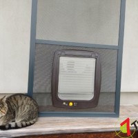 Moskitiery Kraków - moskitiery drzwiowe z przejściem dla zwierząt